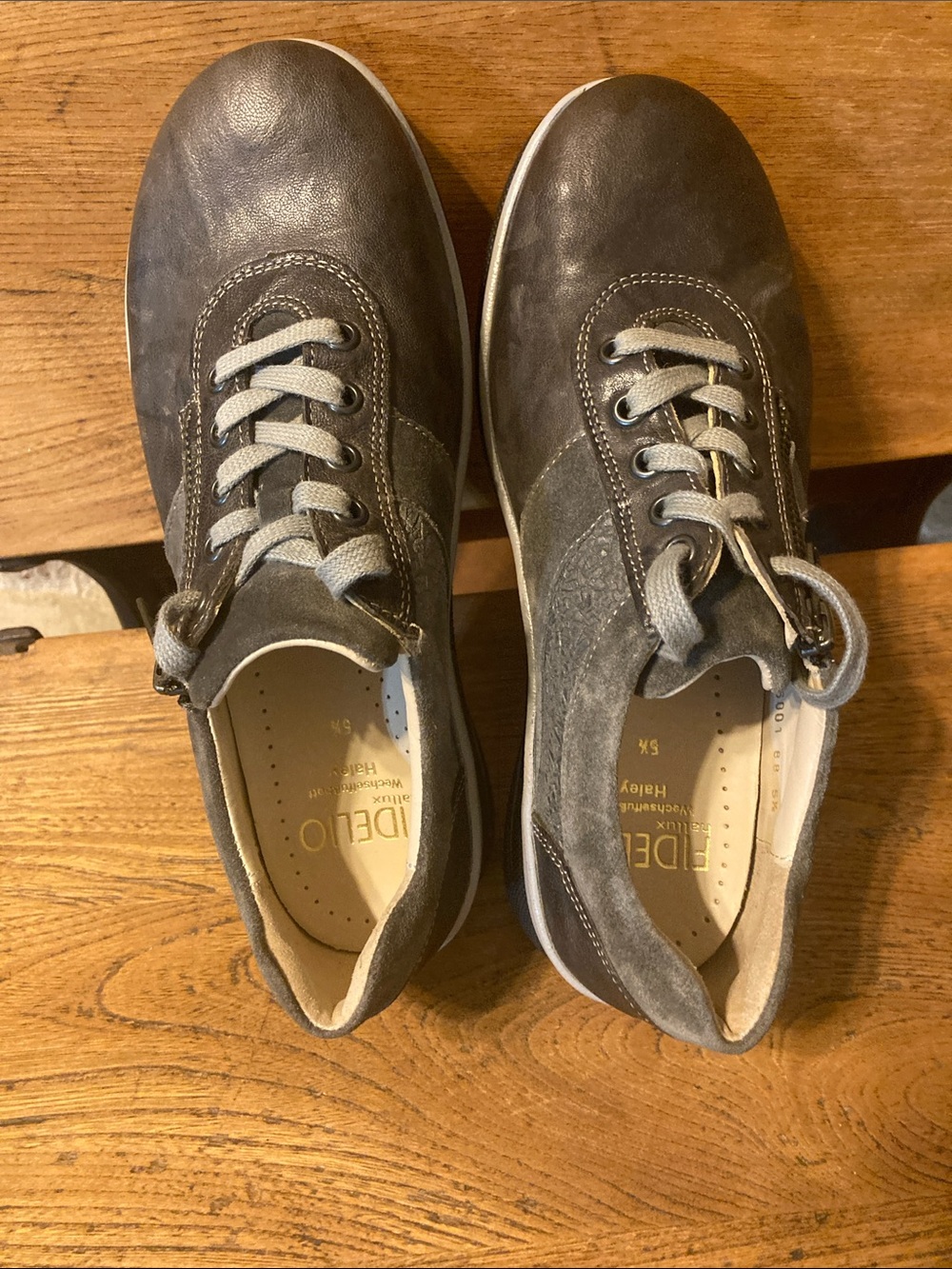 NWOB Fidelio Hallux Haley, size 7.5(UK5.5).